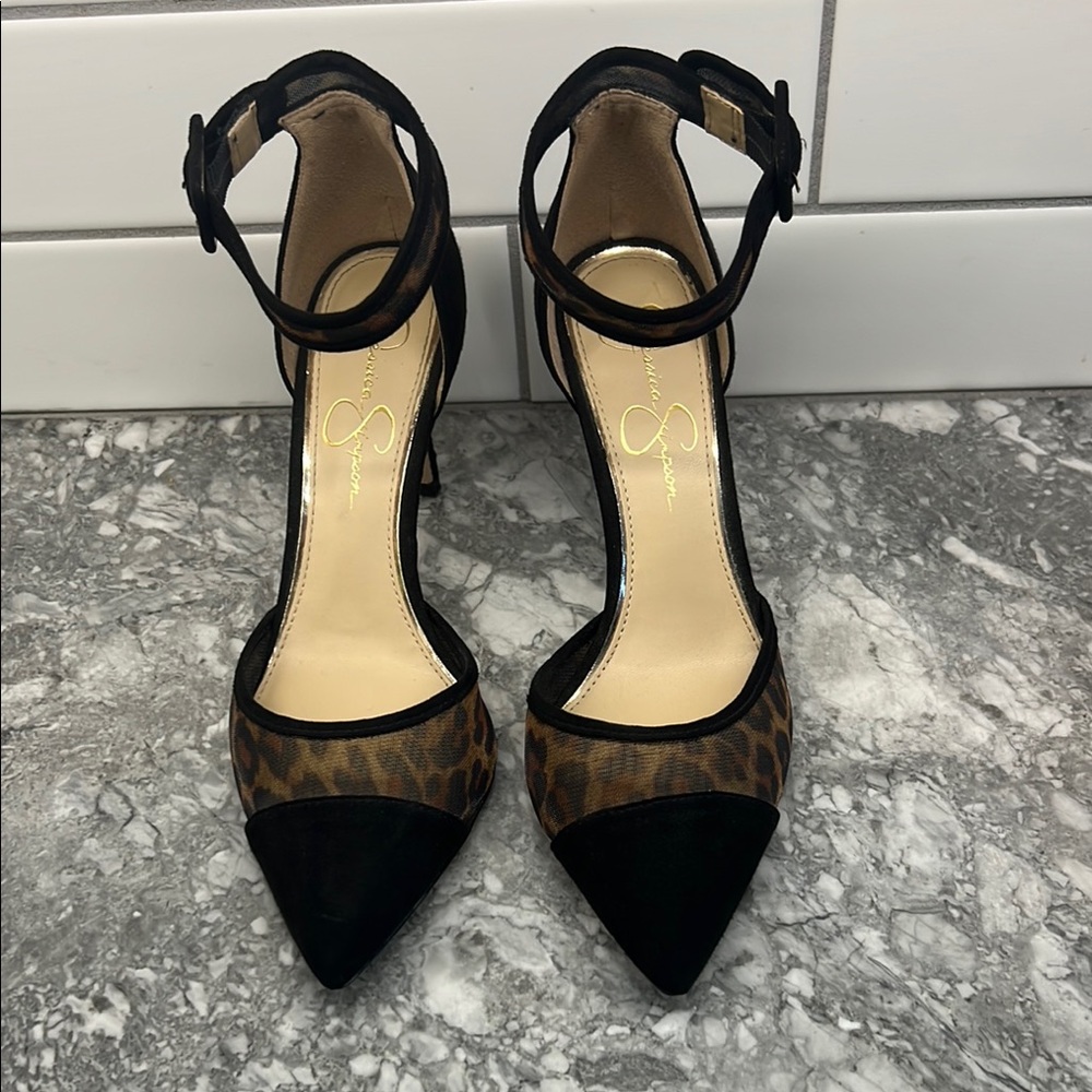 JESSICA SIMPSON | Black Leopard Print Camania Pump | Size 7.5